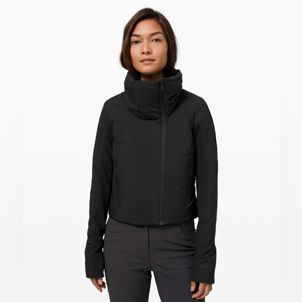 Lululemon sleek city cropped jacket black, Nearly new!